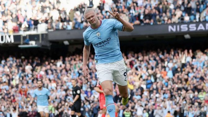 英超：曼城击败布伦特福德 多库破门 哈兰德传射 3-0 狭路阿森纳
